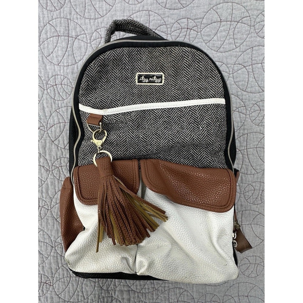 Itzy Ritzy Boss Backpack Diaper Bag Coffee & Cream